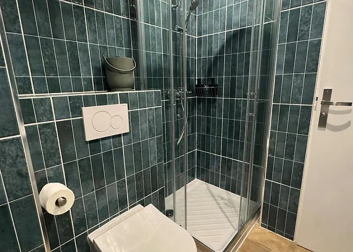 Calme Proche Gare Garavan *